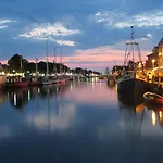 Berringer, Leuchtfeuer, direkt an der Promenade